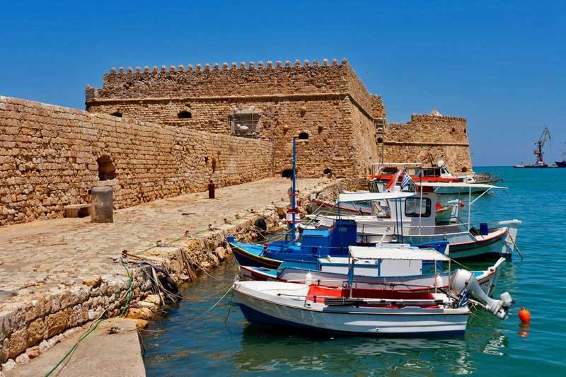 Archipelagos Apt In The Heart Of The City Heraklion  Exterior photo